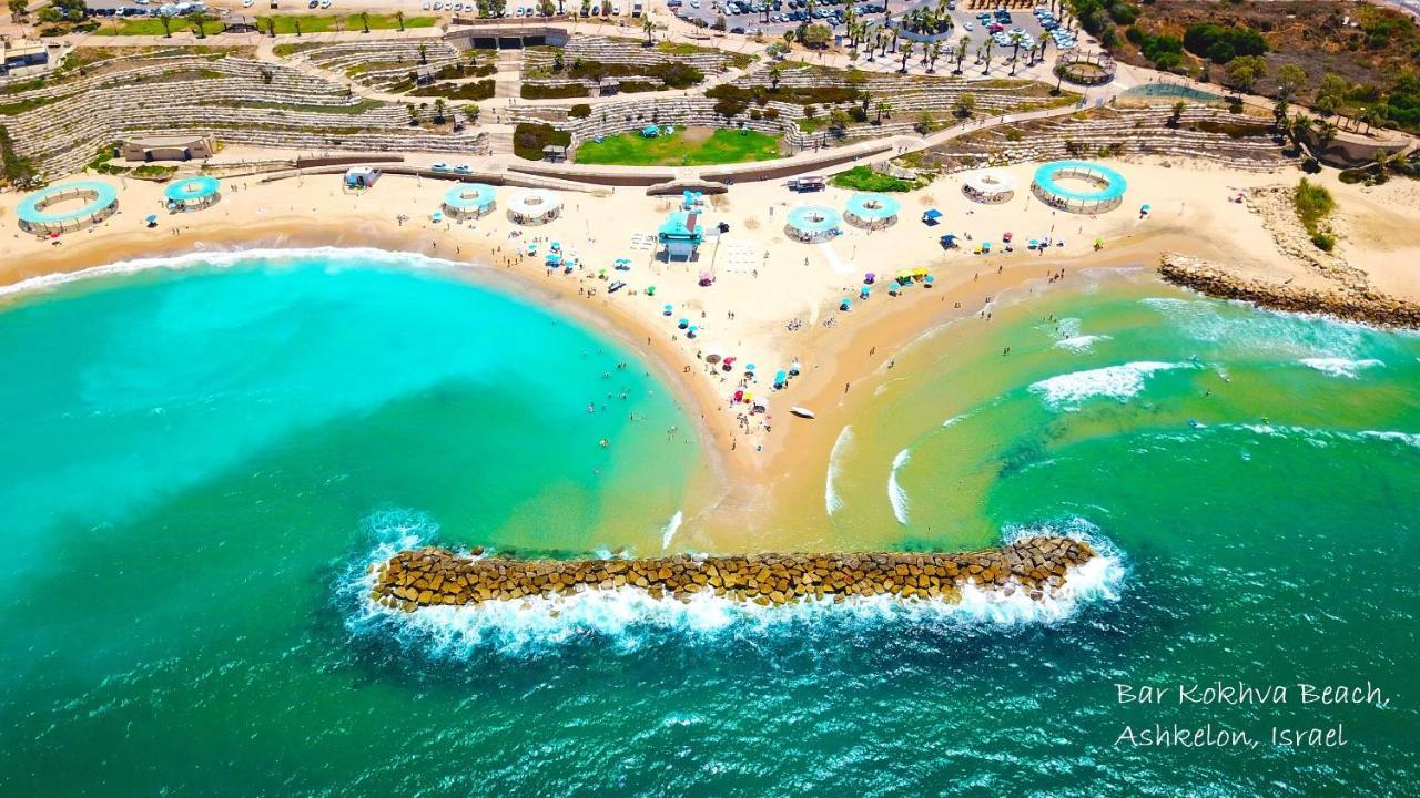 Beach Suite Israel- Private Jacuzzi Garden Suite & Gym, 3 Min Walk To Beach ביץ סוייט ישראל- ג'קוזי פרטי בגינה 3 דקות הליכה לים וחדר כושר Ashkelon Ngoại thất bức ảnh